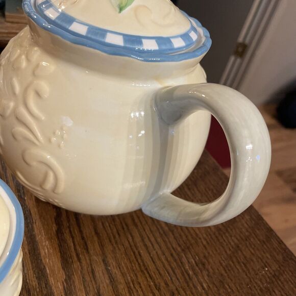 Better Homes Gardens Country Inn Teapot with Creamer & Sugar Bowl 3 Piece Set - Picture 9 of 13